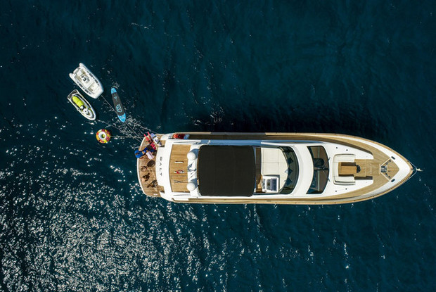 Deauville 760, Split