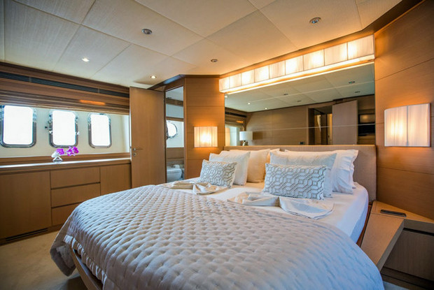 Deauville 760, Split