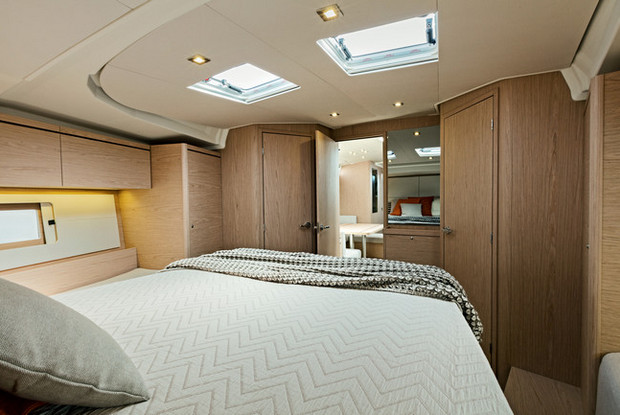 Oceanis 51.1 (4 cab), Capo d