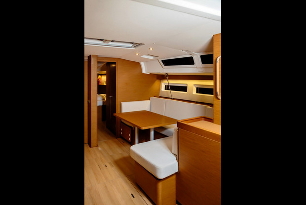 Sun Odyssey 490, Capo d