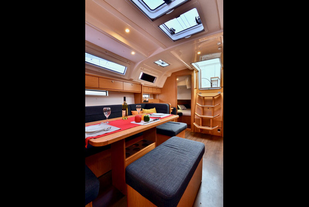 Bavaria Cruiser 41 - 3 cab., Šibenik