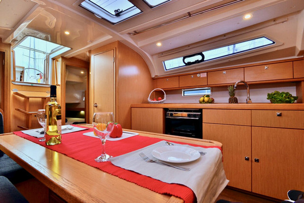 Bavaria Cruiser 41 - 3 cab., Šibenik