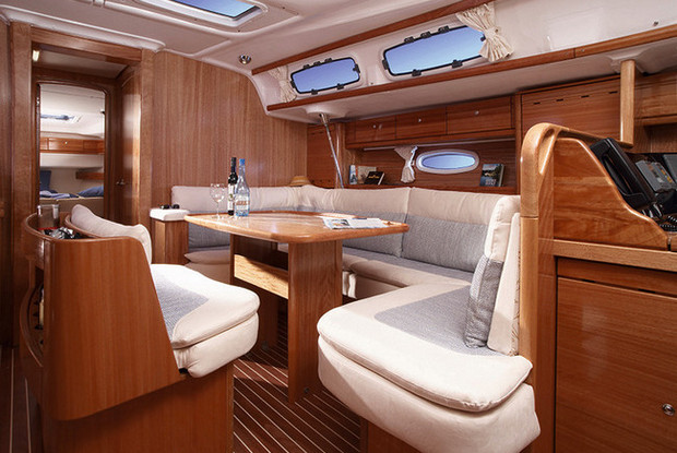 Bavaria 46 Cruiser, Marina