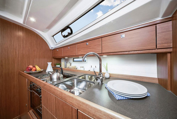 Bavaria Cruiser 41 - 3 cab., Marina