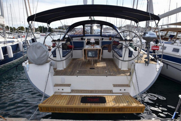 D&D Kufner 54.2, Marina