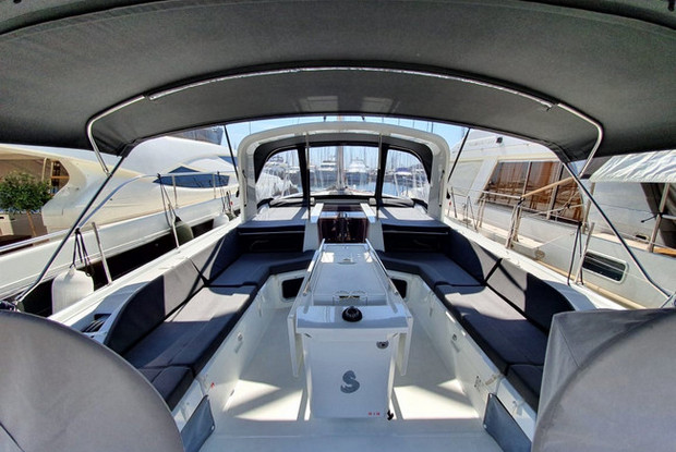 Oceanis 51.1, Alimos