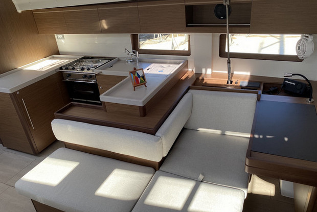 Oceanis 51.1, Alimos