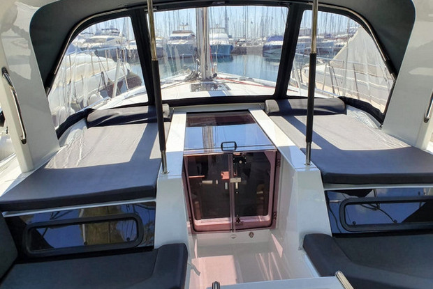 Oceanis 51.1, Alimos