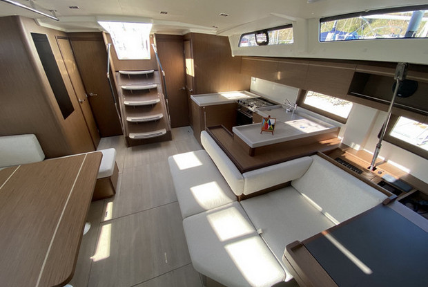 Oceanis 51.1, Alimos