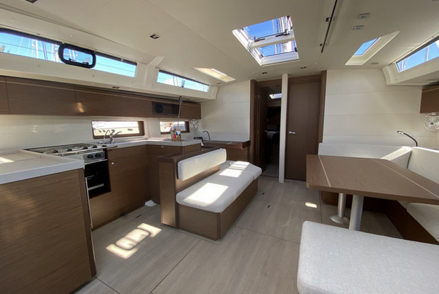 Oceanis 51.1, Alimos