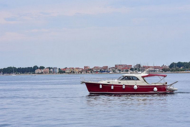 Adriana 44, Zadar