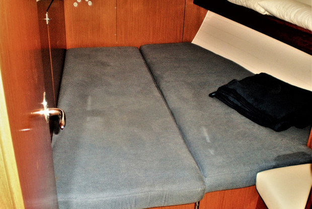 Bavaria 45 Cruiser, Sami