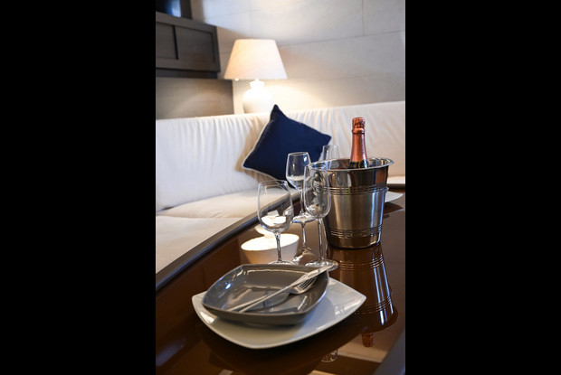 Leopard 23 - 3 + 1 cab., Milazzo