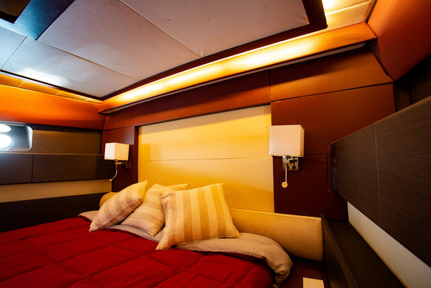 Leopard 23 - 3 + 1 cab., Milazzo