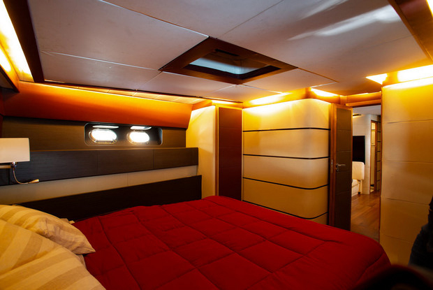 Leopard 23 - 3 + 1 cab., Milazzo