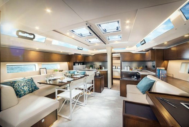 Bavaria C57 Style - 5 cab., Alimos