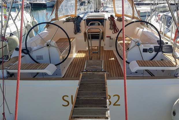 Dufour 382 GL, Alimos