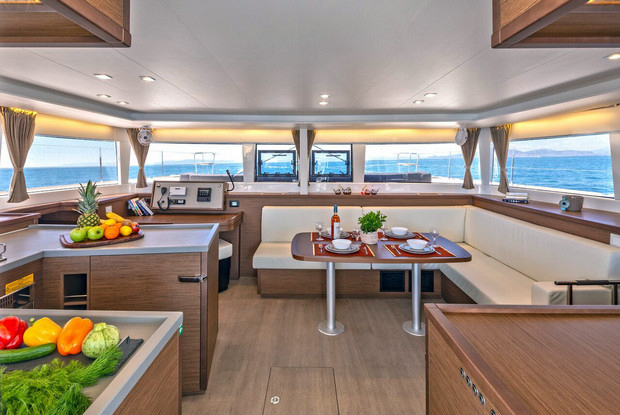 Lagoon 450 - 4 + 2 cab., Lavrio