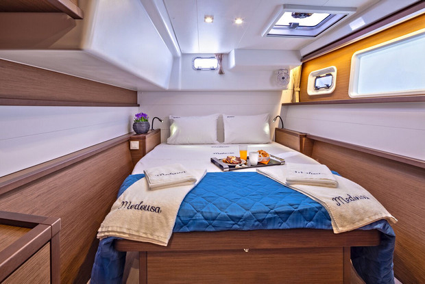 Lagoon 450 - 4 + 2 cab., Lavrio