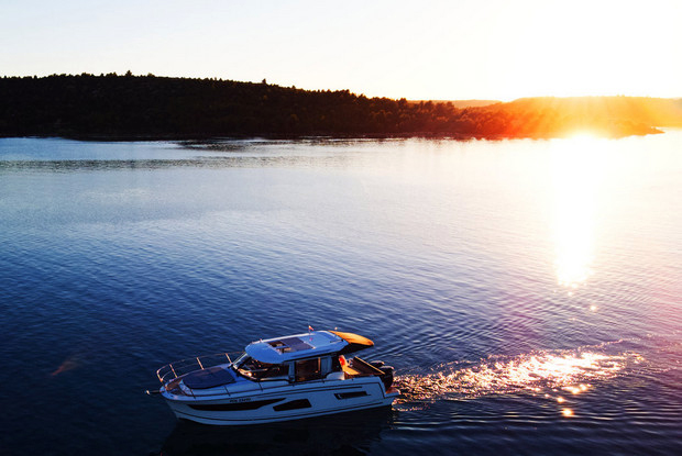 Merry Fisher 1095, Pirovac