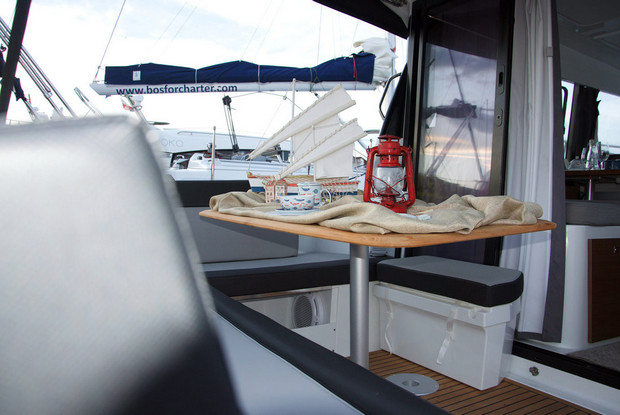 Merry Fisher 1095, Pirovac