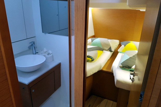 Jeanneau 54 - 4 + 1 cab., Pirovac