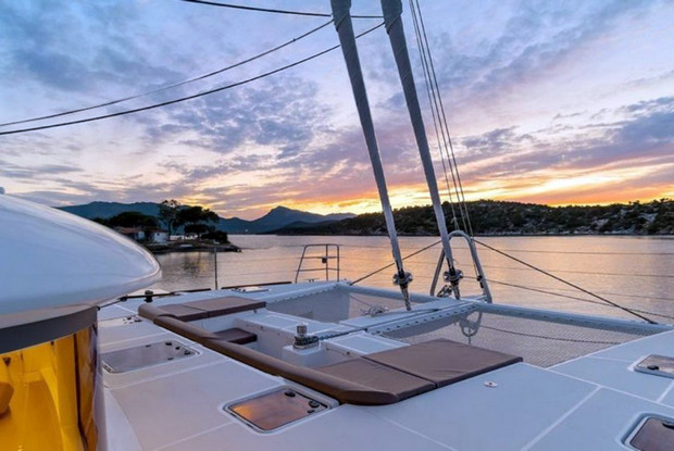 Lagoon 560, Marina