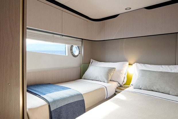 Azimut 60, Kaštela-Split