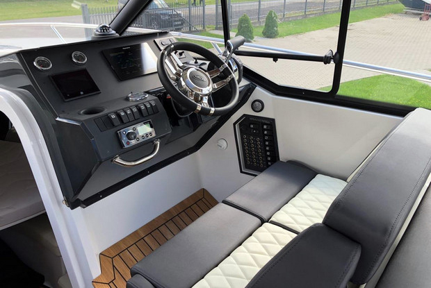 Grandezza 280C, Sukošan-Zadar