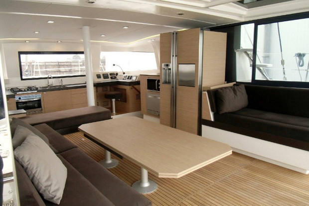 Bali 4.3 (A/C-Generator-Watermaker), Anzio