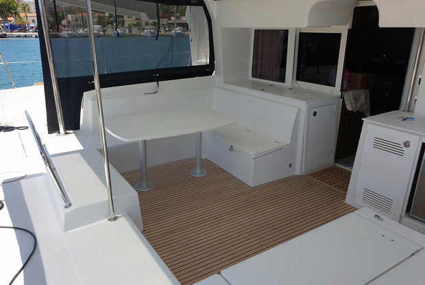 Lagoon 450  Flybridge, Alimos