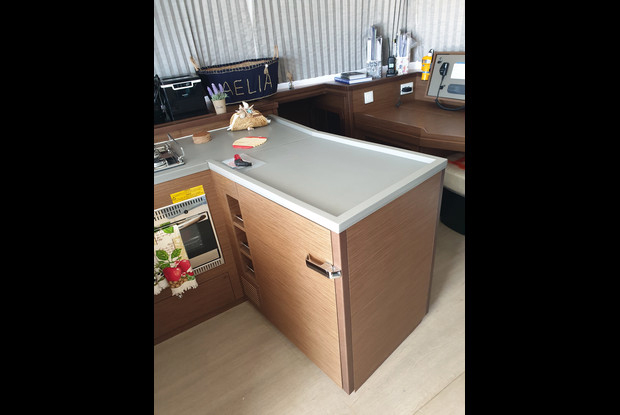 Lagoon 450  Flybridge, Alimos