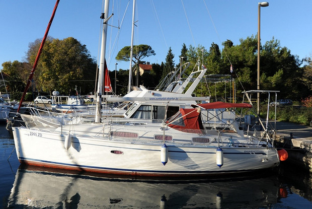 Bavaria 34 Cruiser - 2 cab., Zadar