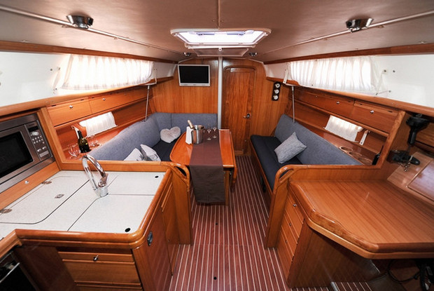 Bavaria 34 Cruiser - 2 cab., Zadar