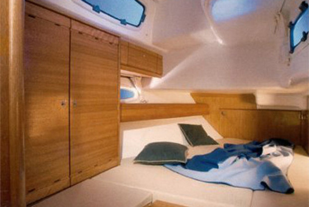 Bavaria 50 Cruiser, Alimos