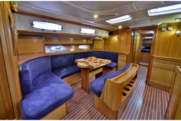 Bavaria 50 Cruiser, Alimos