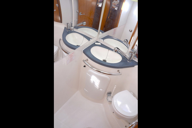 Bavaria 39 Cruiser, Lavrio