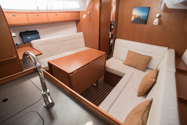 Bavaria Cruiser 37, Lefkada