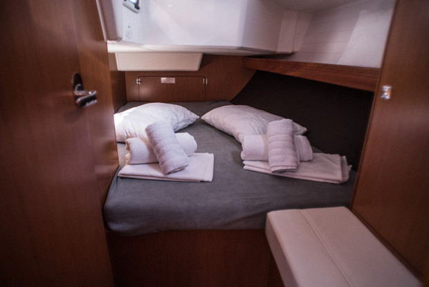 Bavaria Cruiser 37, Lefkada