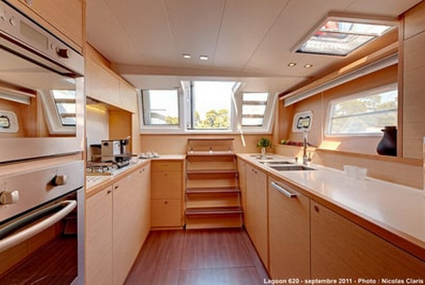 Lagoon 620, Capo d