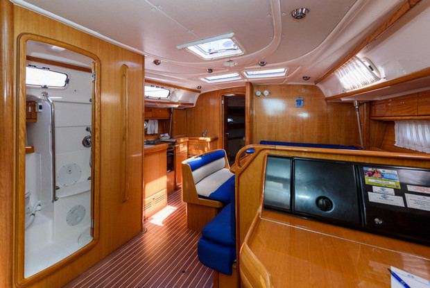 Bavaria 42 Cruiser, Trogir