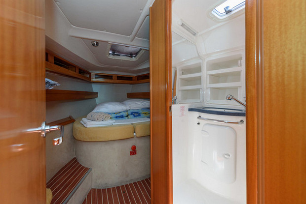 Bavaria 42 Cruiser, Trogir