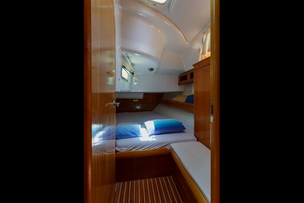 Bavaria 42 Cruiser, Split