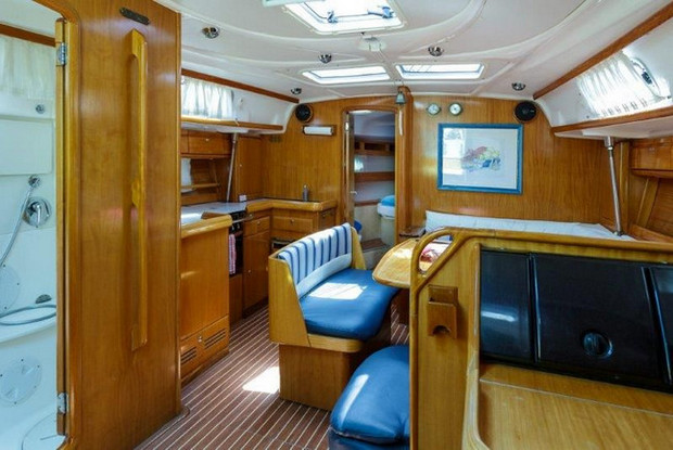 Bavaria 42 Cruiser, Split