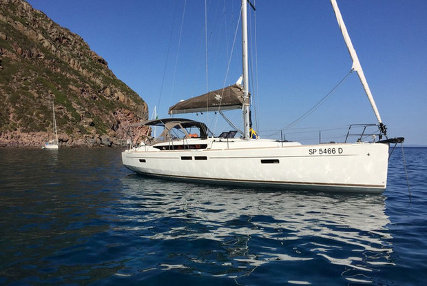 Sun Odyssey 479 - 4 cab., Cecina