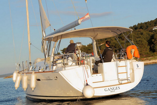 Oceanis 50 Family - 6 cab., Rogač-Šolta