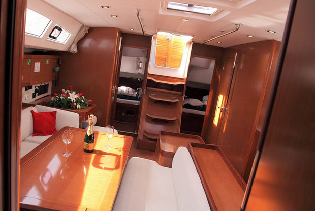 Oceanis 50 Family - 6 cab., Rogač-Šolta