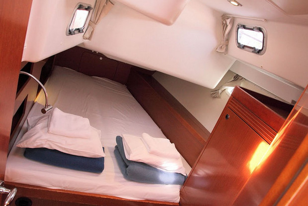 Oceanis 50 Family - 6 cab., Rogač-Šolta