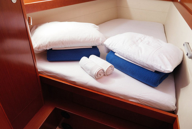 Oceanis 50 Family - 6 cab., Rogač-Šolta