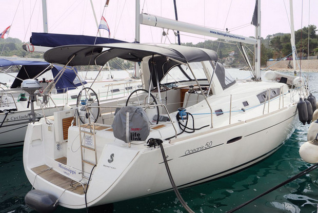 Oceanis 50 Family - 6 cab., Rogač-Šolta